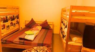 Гостиница Британия Хостел Уфа Односпальная кровать в общем номере с 6 кроватями-6
